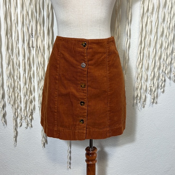 Spell Faye Corduroy Skirt in Caramel Size M - Picture 2 of 11